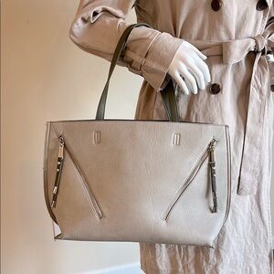 Steve Madden Elegant Cream Tote Bag.